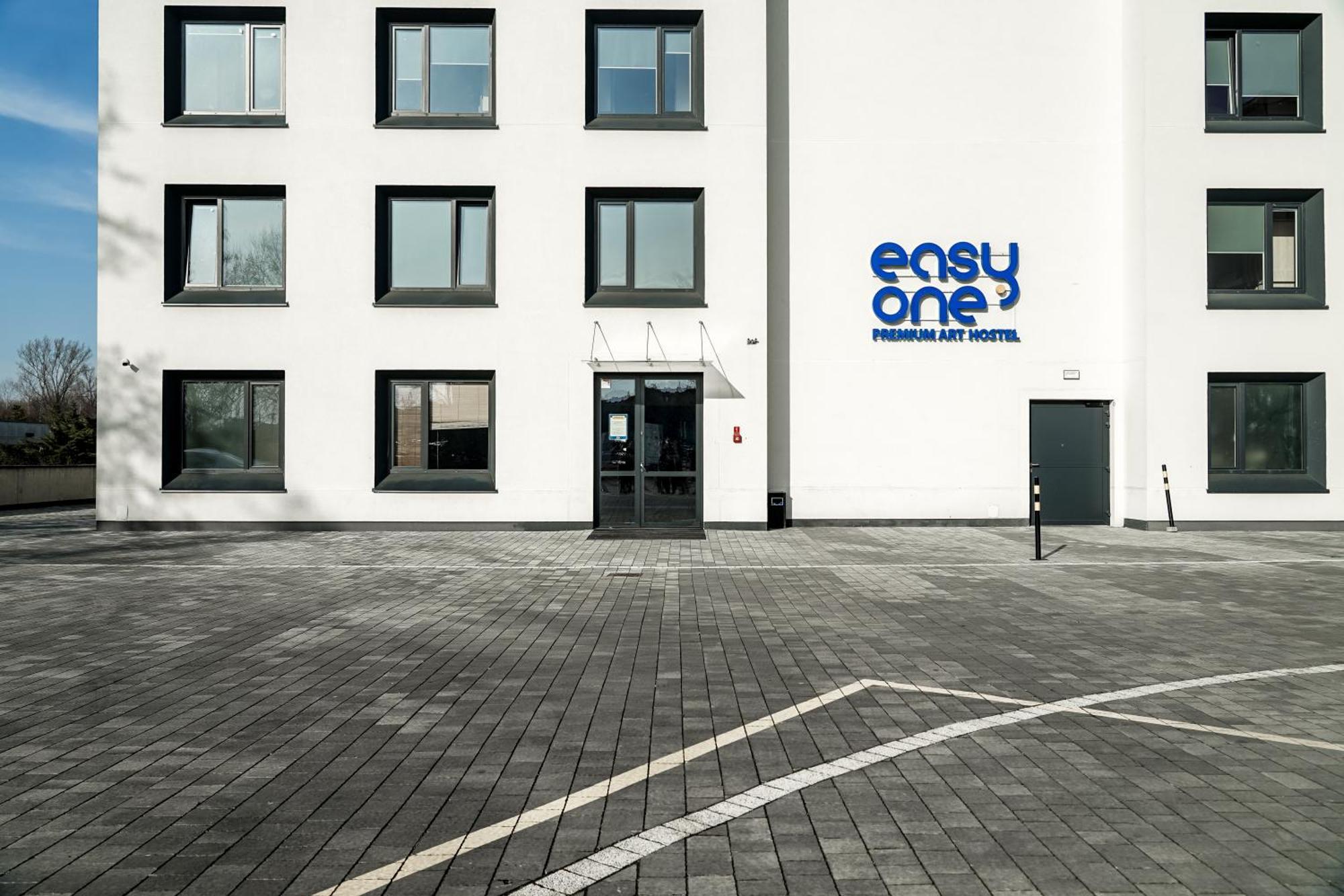 Easy One Premium Art Aparthotel Krasków Exterior foto